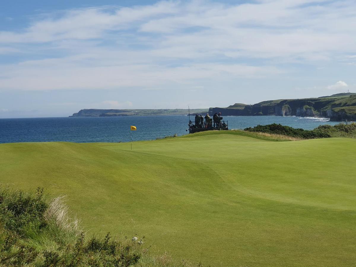 Apartamento Coastal Links Portrush Exterior foto